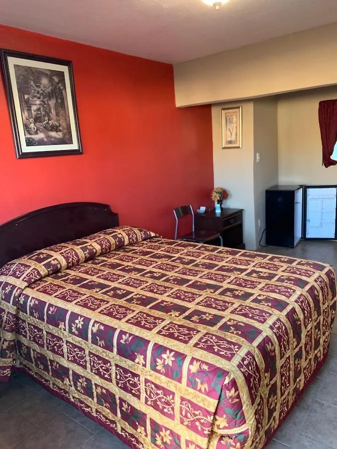 Super Inn Motel Pomona 5*,